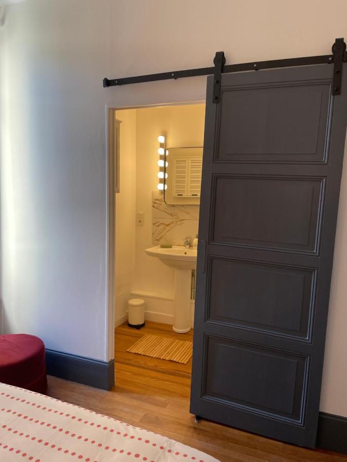 Appartement Au Calme Et Bow Window Quartier Plage 梅尔·莱斯·拜恩斯 外观 照片